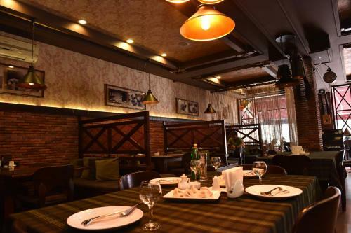 Antika Hotel