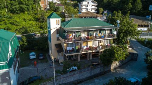 Green Hotel