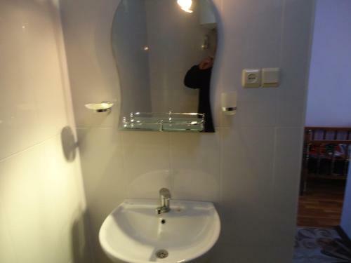 Hostal Gonio Guest House