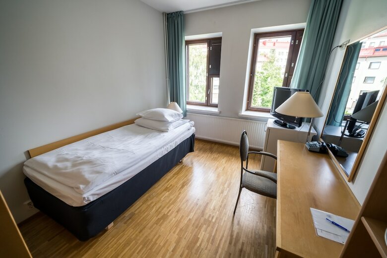 Summer Hotel Tott