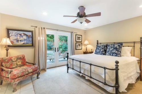 Vintage Paseo Getaway By Oranj Palm