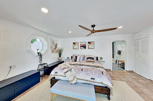Stunning Remodeled Home With Pool & 2 Fireplaces Home