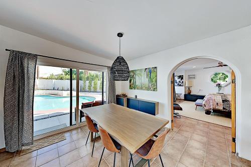 Stunning Remodeled Home With Pool & 2 Fireplaces Home