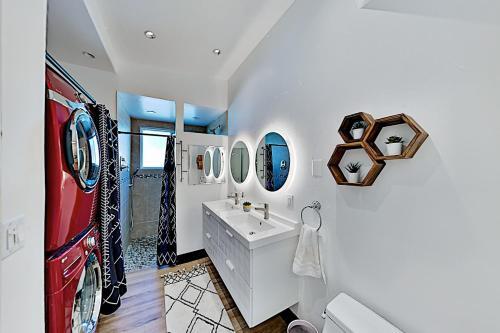 Stunning Remodeled Home With Pool & 2 Fireplaces Home