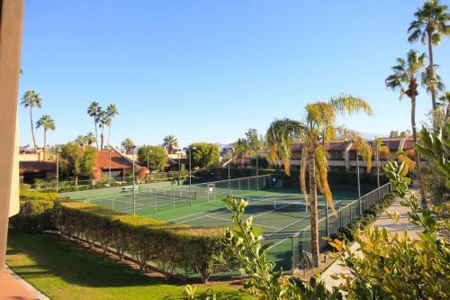 Midtown Mountain View Villa