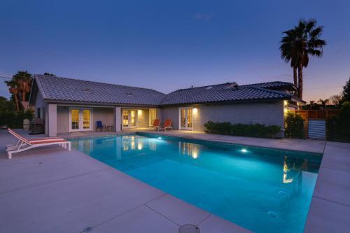 2 Pools So Cool