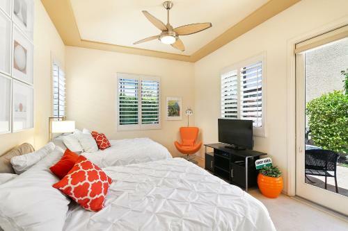 Casa Sonora Grande With Golf Course Views By Oranj Palm