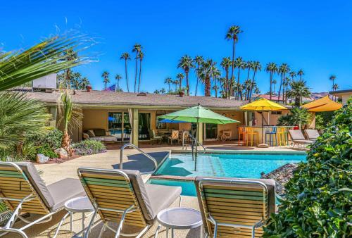 Palm Paradise