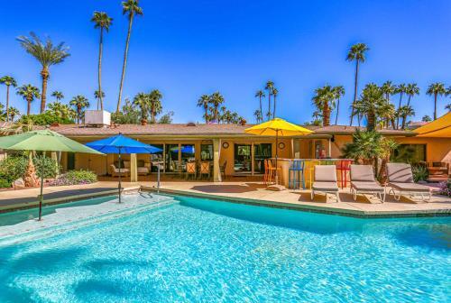 Palm Paradise