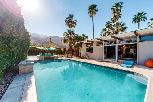 Twin Palms Sunsation