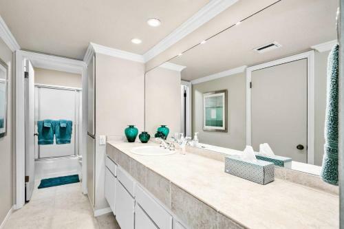 Ranch Club Serenity By Oranj Palm