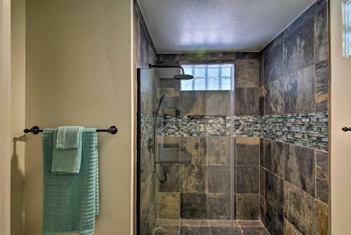 Luna Azul Retreat With Private Pool 3 Mi To Downtown