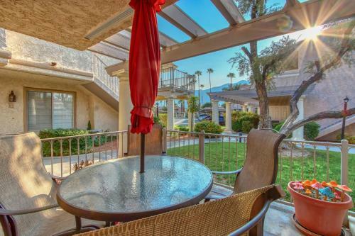 Nana's Casa At Mesquite By Oranj Palm