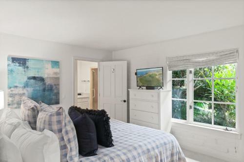 4 Bedroom Home With Ocean Views On The Fairway
