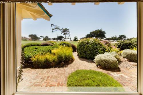 4 Bedroom Home With Ocean Views On The Fairway