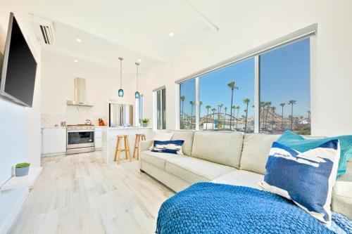 Mb-732-1 Ventura Place By The Sea #1