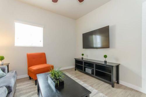Apartamento Modern 2bed Beach Bungalow! 1/2 Block To Beach!