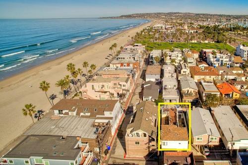 Villa 3 Outdoor Patios, Ocean Views, Ac, 3 Parking