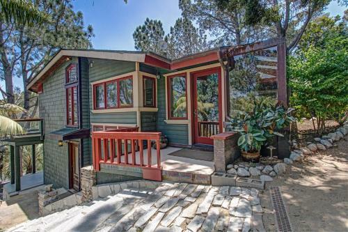 Del Mar Tree House - Views For Days, Perched Atop Del Mar! Home