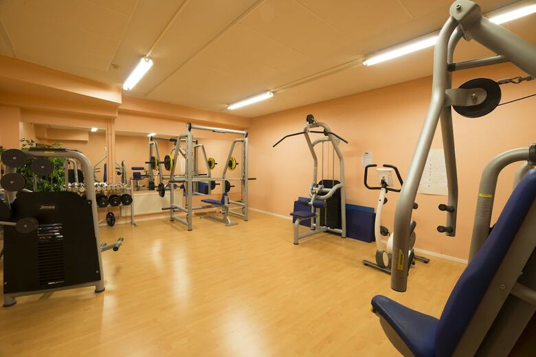 Hotel Yll�srinne