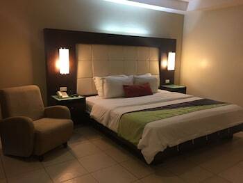 Hotel Circle Inn - Iloilo City Center