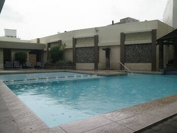 Hotel Circle Inn - Iloilo City Center