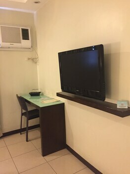 Hotel Circle Inn - Iloilo City Center