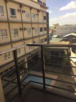 Hotel Circle Inn - Iloilo City Center