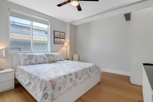 Ocean-view Oasis With Rooftop Deck - Steps To Beach Home