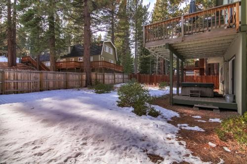 1144gb The Golden Bear Retreat Home