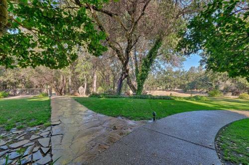Lavish Sonora Suite On 10 Acres With Shared Pool, Bar