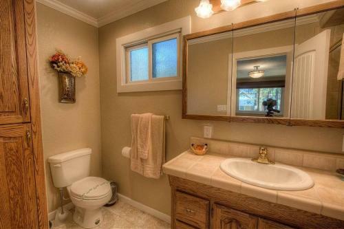 Fernandez Hideaway By Lake Tahoe Accommodations