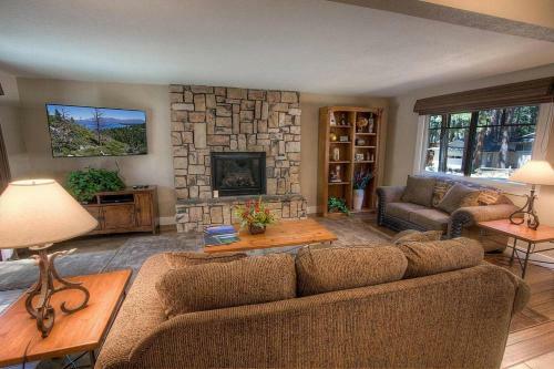 Fernandez Hideaway By Lake Tahoe Accommodations