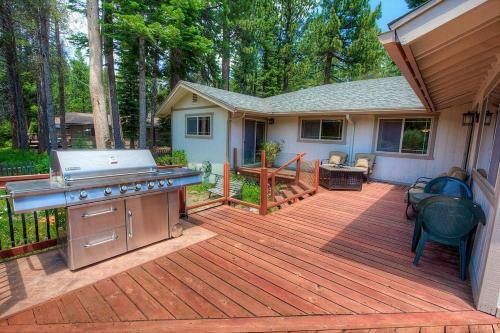 Meadowview Hideaway By Lake Tahoe Accommodations