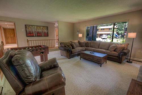 Meadowview Hideaway By Lake Tahoe Accommodations