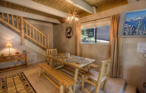 Rocky Top Retreat By Lake Tahoe Accommodations