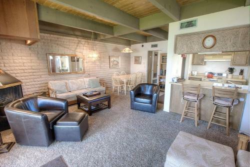 Betty Anns Place By Lake Tahoe Accommodations