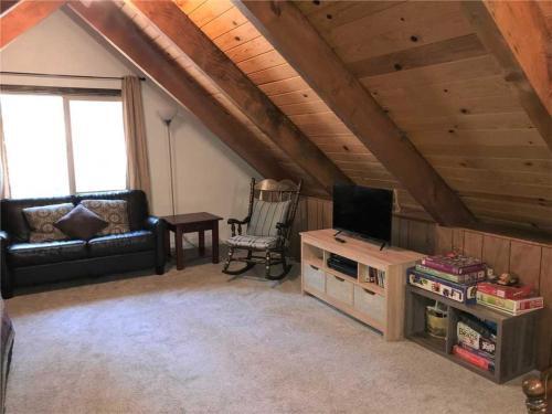 1781 Nadowa Cottage