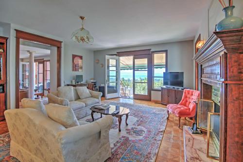 Elegant Getaway With Stunning View, 2 Mi To Heavenly