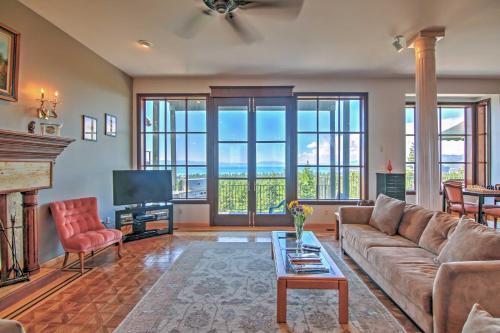 Elegant Getaway With Stunning View, 2 Mi To Heavenly
