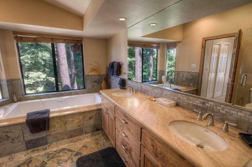 Tahoe Bonoff Venture By Lake Tahoe Accommodations