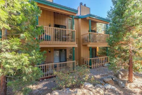 Spruce By Avantstay - The Eagles Nest! Central Northshore Location!