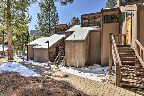 Elegant Townhome With Balcony, 1 Mi To Northstar