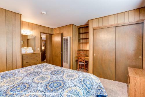 9b Deer Hollow