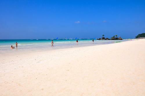 Mnl Boracay Beach Hostel