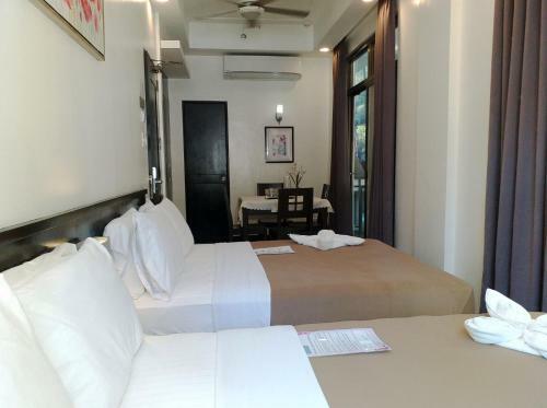 One Crescent Place Hotel