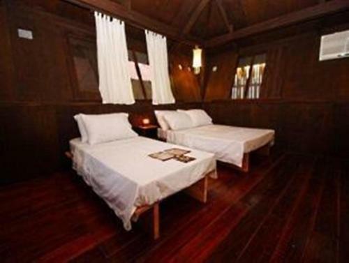 Hostal Boracay Pito Huts