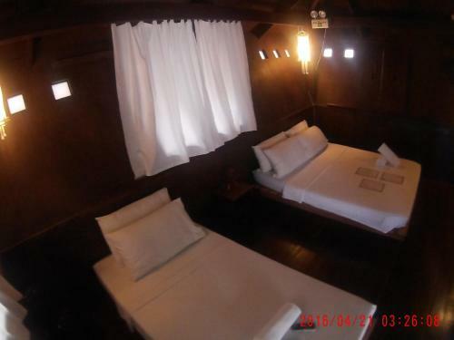 Hostal Boracay Pito Huts