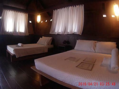 Hostal Boracay Pito Huts