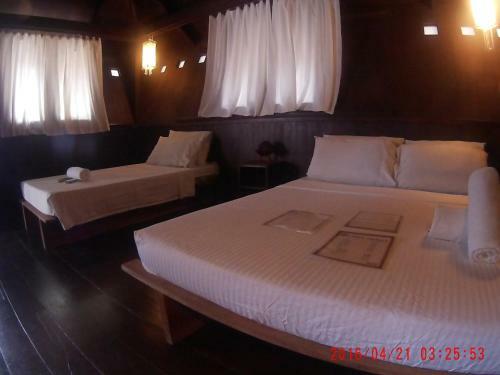 Hostal Boracay Pito Huts